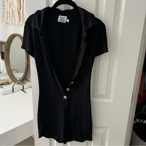 Princess Polly Other - Princess Polly Black Romper Onesie with Buttons Size 4